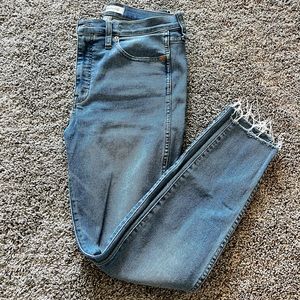Madewell 10” High Rise Skinny - Raw Hem